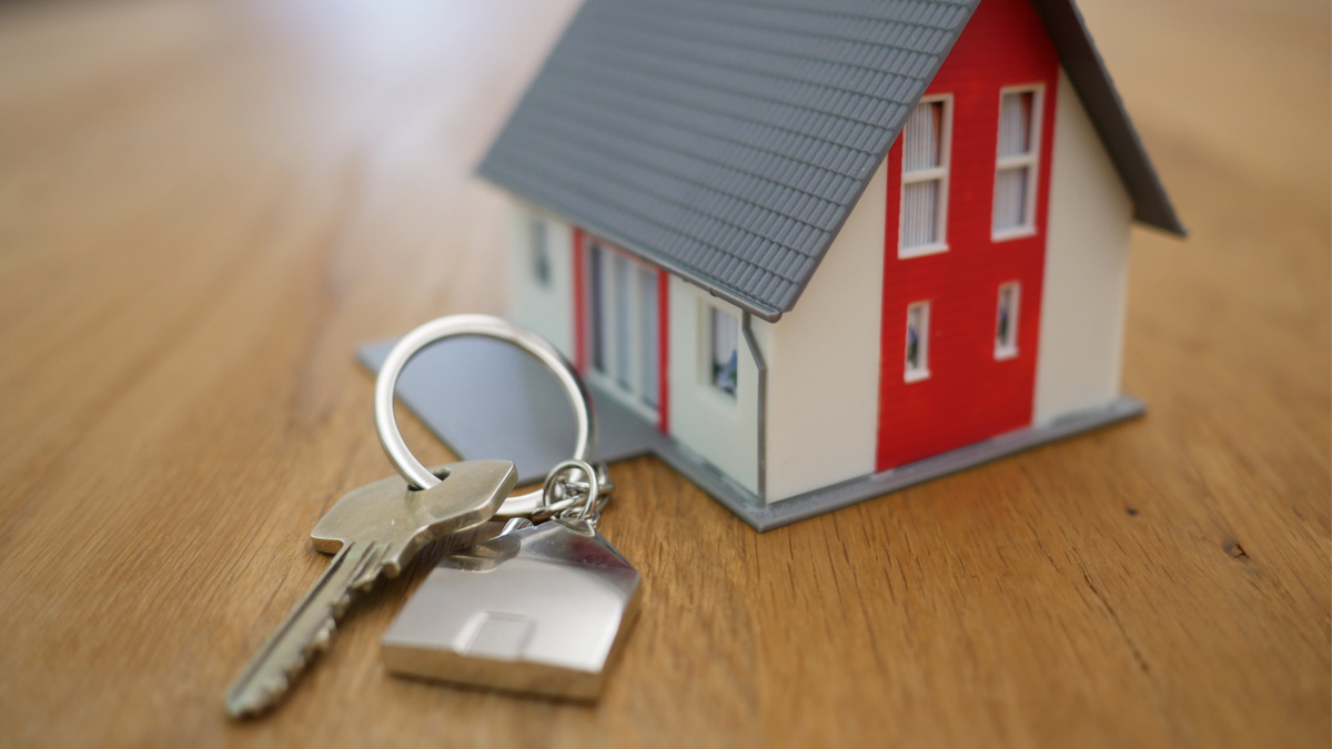 Small house and keys & padlock